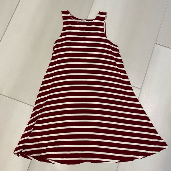 Women’s Old Navy Flare Striped Mid Dress Size M - Picture 1 of 2